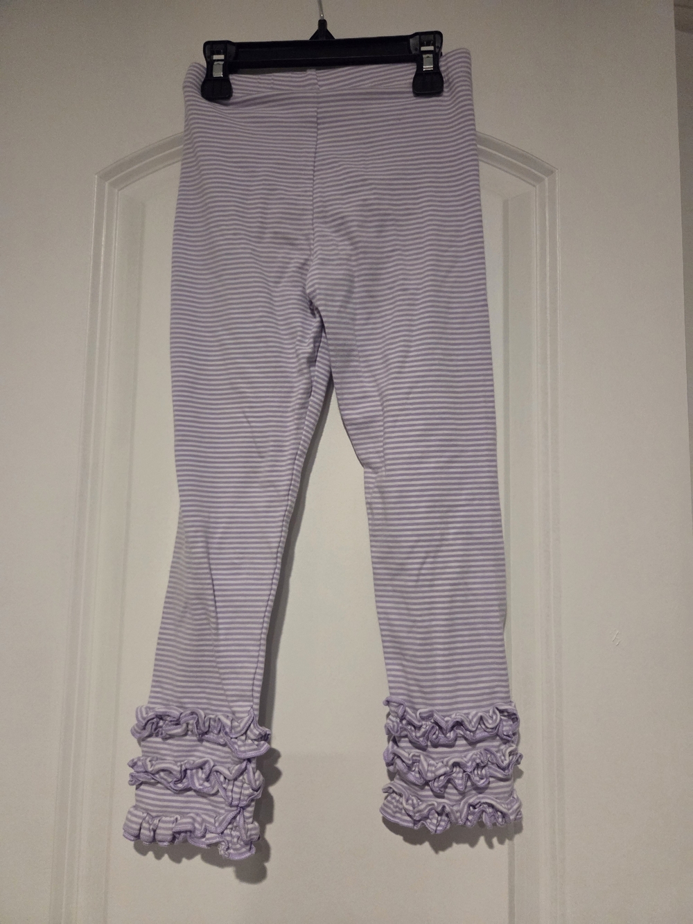 Girls' Lavender Striped Ruffle Hem Leggings